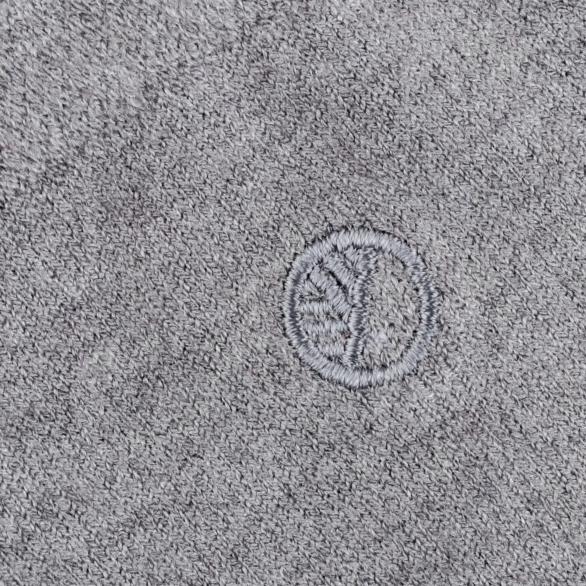 Women's Luxe Grey Close Up