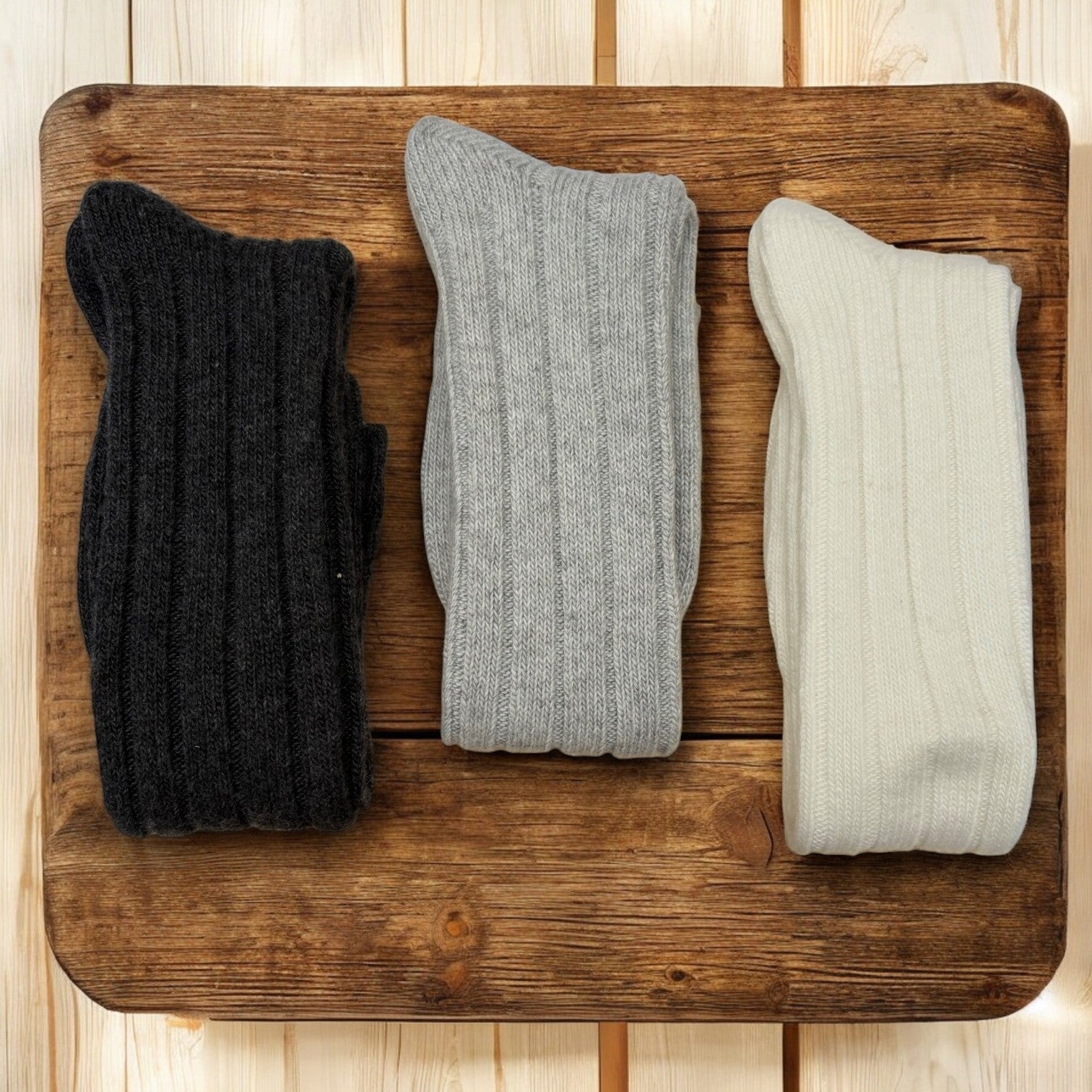 Womens Slouchy Cashmere Product socks